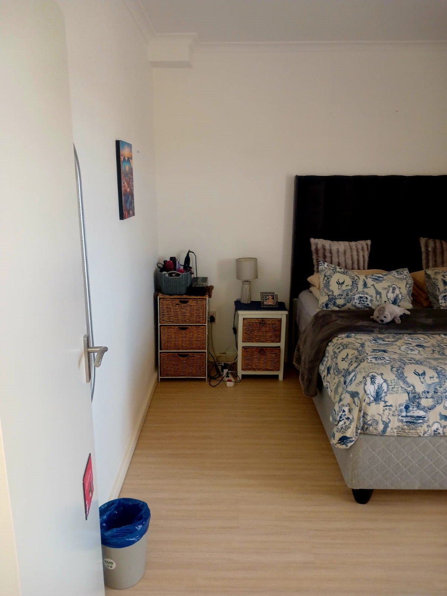 To Let 2 Bedroom Property for Rent in Beachfront Western Cape